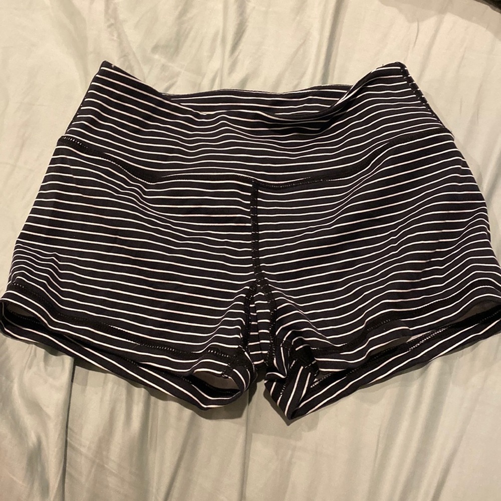 Savage barbell shorts